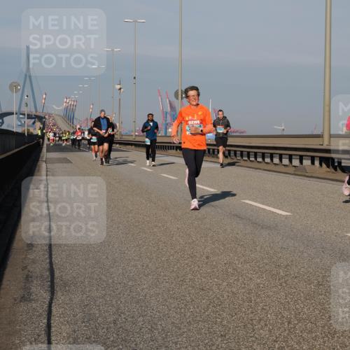 03.10.2025 - Köhlbrandbrückenlauf Fabian Wolf http://msf.ph/oto/9035366 03.10.2025 09:49:51 Position 3  meine-sportfotos.de