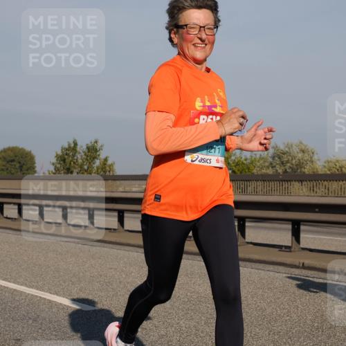 03.10.2025 - Köhlbrandbrückenlauf Fabian Wolf http://msf.ph/oto/9035414 03.10.2025 09:49:54 Position 3 1211 meine-sportfotos.de