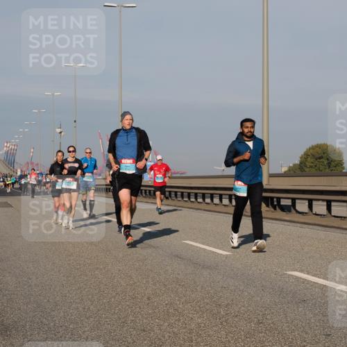 03.10.2025 - Köhlbrandbrückenlauf Fabian Wolf http://msf.ph/oto/9035437 03.10.2025 09:49:58 Position 3 3719 meine-sportfotos.de