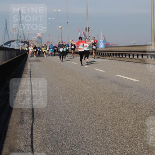 03.10.2025 - Köhlbrandbrückenlauf Fabian Wolf http://msf.ph/oto/9035534 03.10.2025 09:50:08 Position 3 3 meine-sportfotos.de