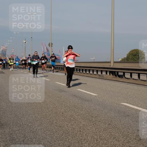 03.10.2025 - Köhlbrandbrückenlauf Fabian Wolf http://msf.ph/oto/9035566 03.10.2025 09:50:10 Position 3  meine-sportfotos.de