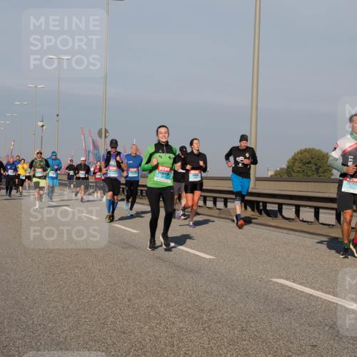 03.10.2025 - Köhlbrandbrückenlauf Fabian Wolf http://msf.ph/oto/9035665 03.10.2025 09:50:17 Position 3 2714, 1152 meine-sportfotos.de