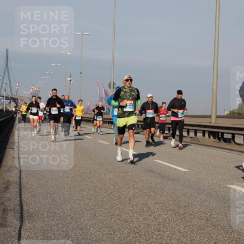 03.10.2025 - Köhlbrandbrückenlauf Fabian Wolf http://msf.ph/oto/9035739 03.10.2025 09:50:22 Position 3 1346, 3679 meine-sportfotos.de