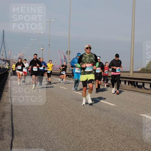 03.10.2025 - Köhlbrandbrückenlauf Fabian Wolf http://msf.ph/oto/9035748 03.10.2025 09:50:23 Position 3 1346 meine-sportfotos.de