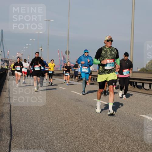 03.10.2025 - Köhlbrandbrückenlauf Fabian Wolf http://msf.ph/oto/9035761 03.10.2025 09:50:24 Position 3 1346 meine-sportfotos.de