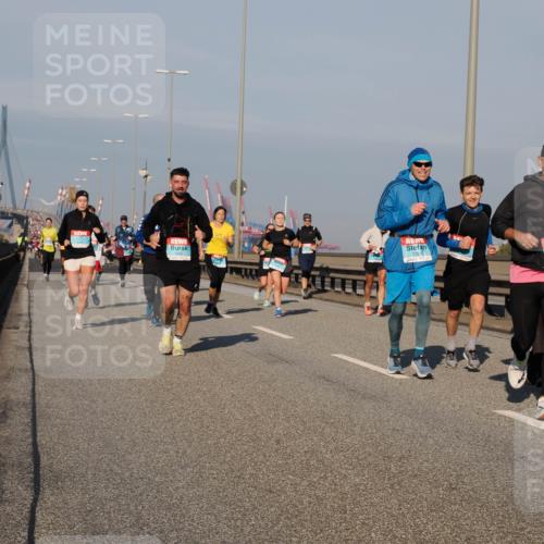 03.10.2025 - Köhlbrandbrückenlauf Fabian Wolf http://msf.ph/oto/9035790 03.10.2025 09:50:26 Position 3 1328, 3799 meine-sportfotos.de