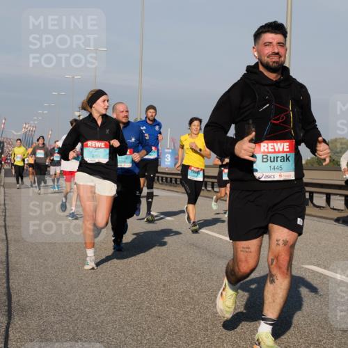 03.10.2025 - Köhlbrandbrückenlauf Fabian Wolf http://msf.ph/oto/9035837 03.10.2025 09:50:29 Position 3 3753, 3764, 333, 1445 meine-sportfotos.de