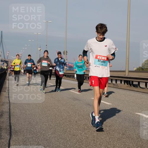 03.10.2025 - Köhlbrandbrückenlauf Fabian Wolf http://msf.ph/oto/9035901 03.10.2025 09:50:33 Position 3 2728 meine-sportfotos.de