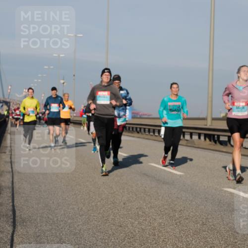 03.10.2025 - Köhlbrandbrückenlauf Fabian Wolf http://msf.ph/oto/9035923 03.10.2025 09:50:34 Position 3  meine-sportfotos.de