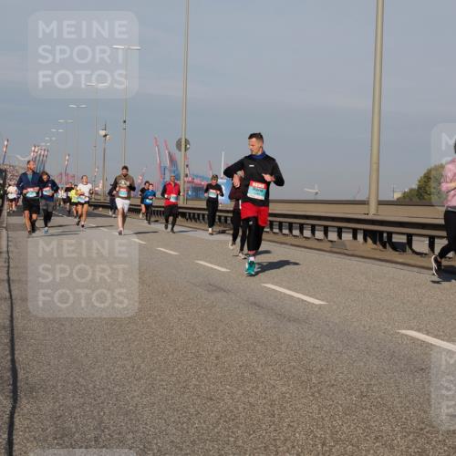 03.10.2025 - Köhlbrandbrückenlauf Fabian Wolf http://msf.ph/oto/9036158 03.10.2025 09:50:51 Position 3  meine-sportfotos.de