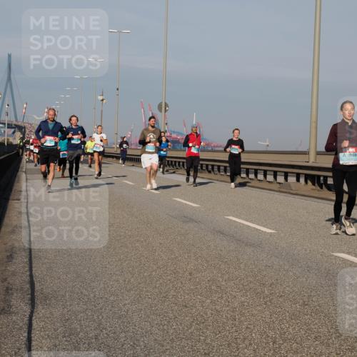 03.10.2025 - Köhlbrandbrückenlauf Fabian Wolf http://msf.ph/oto/9036199 03.10.2025 09:50:54 Position 3 3409 meine-sportfotos.de