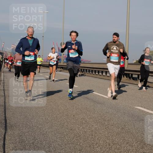 03.10.2025 - Köhlbrandbrückenlauf Fabian Wolf http://msf.ph/oto/9036263 03.10.2025 09:50:58 Position 3 1582, 3379, 3835 meine-sportfotos.de