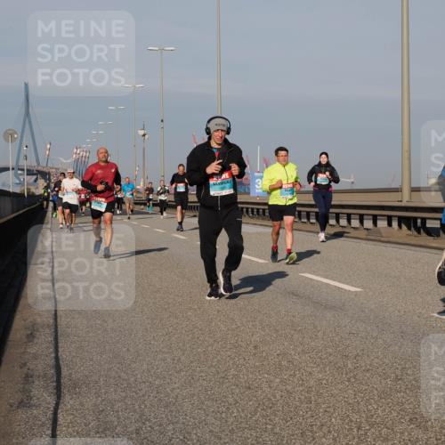 03.10.2025 - Köhlbrandbrückenlauf Fabian Wolf http://msf.ph/oto/9036397 03.10.2025 09:51:05 Position 3 1559, 3497 meine-sportfotos.de