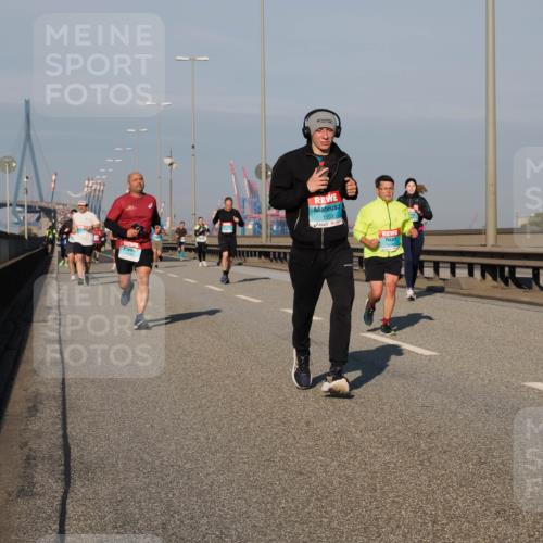 03.10.2025 - Köhlbrandbrückenlauf Fabian Wolf http://msf.ph/oto/9036411 03.10.2025 09:51:06 Position 3 1559 meine-sportfotos.de