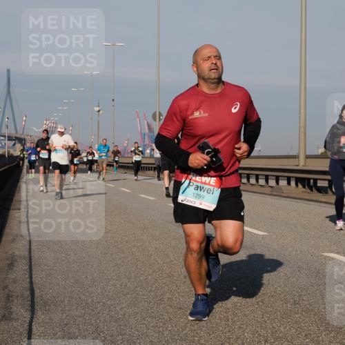 03.10.2025 - Köhlbrandbrückenlauf Fabian Wolf http://msf.ph/oto/9036485 03.10.2025 09:51:09 Position 3 1299, 449 meine-sportfotos.de