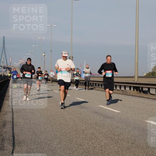03.10.2025 - Köhlbrandbrückenlauf Fabian Wolf http://msf.ph/oto/9036549 03.10.2025 09:51:13 Position 3  meine-sportfotos.de