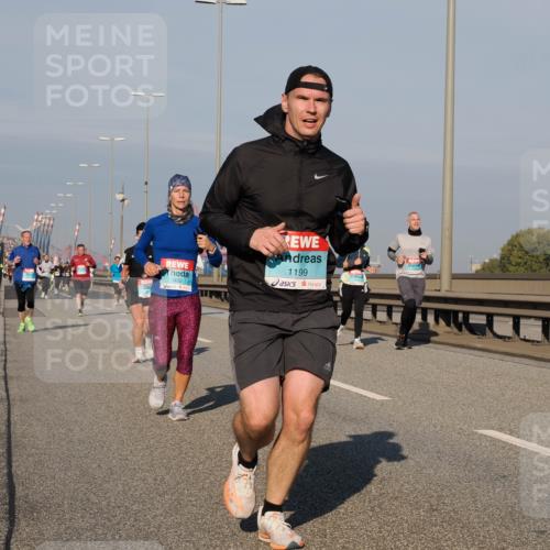 03.10.2025 - Köhlbrandbrückenlauf Fabian Wolf http://msf.ph/oto/9036645 03.10.2025 09:51:17 Position 3 3492, 1199 meine-sportfotos.de