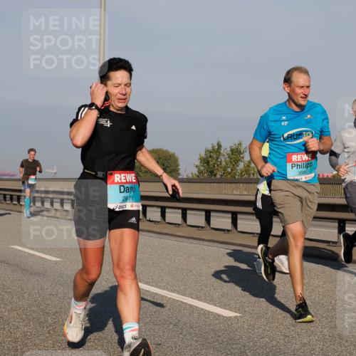 03.10.2025 - Köhlbrandbrückenlauf Fabian Wolf http://msf.ph/oto/9036722 03.10.2025 09:51:21 Position 3 2671, 3585, 1378 meine-sportfotos.de