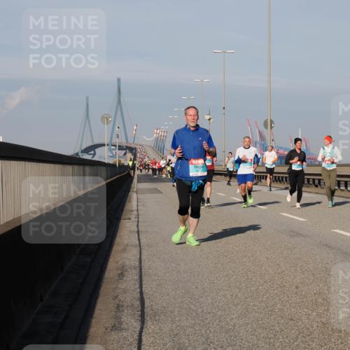 03.10.2025 - Köhlbrandbrückenlauf Fabian Wolf http://msf.ph/oto/9036745 03.10.2025 09:51:22 Position 3  meine-sportfotos.de