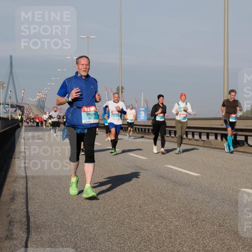 03.10.2025 - Köhlbrandbrückenlauf Fabian Wolf http://msf.ph/oto/9036776 03.10.2025 09:51:23 Position 3 3217, 3 meine-sportfotos.de