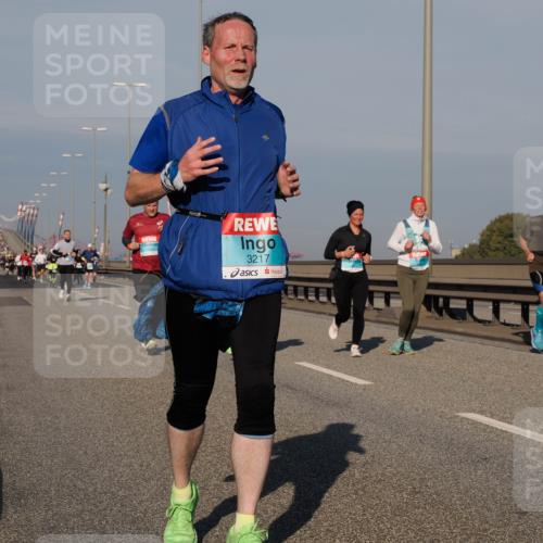 03.10.2025 - Köhlbrandbrückenlauf Fabian Wolf http://msf.ph/oto/9036810 03.10.2025 09:51:25 Position 3 3217 meine-sportfotos.de