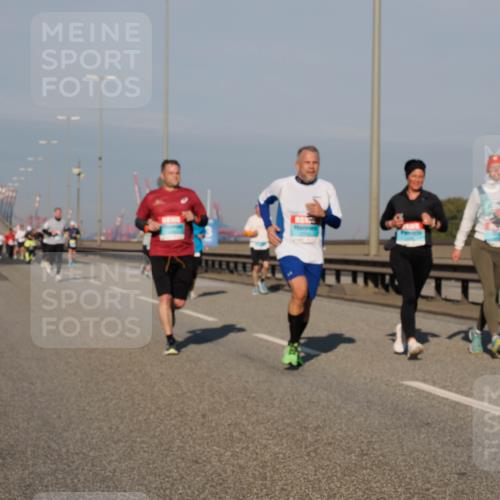 03.10.2025 - Köhlbrandbrückenlauf Fabian Wolf http://msf.ph/oto/9036827 03.10.2025 09:51:26 Position 3  meine-sportfotos.de