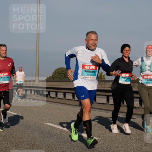 03.10.2025 - Köhlbrandbrückenlauf Fabian Wolf http://msf.ph/oto/9036856 03.10.2025 09:51:28 Position 3 3603, 2716, 1496, 1730 meine-sportfotos.de