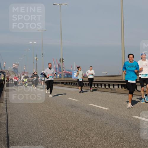 03.10.2025 - Köhlbrandbrückenlauf Fabian Wolf http://msf.ph/oto/9036907 03.10.2025 09:51:31 Position 3  meine-sportfotos.de