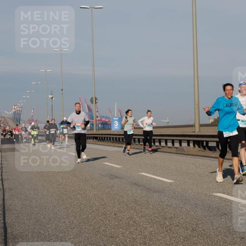 03.10.2025 - Köhlbrandbrückenlauf Fabian Wolf http://msf.ph/oto/9036914 03.10.2025 09:51:31 Position 3 3426 meine-sportfotos.de