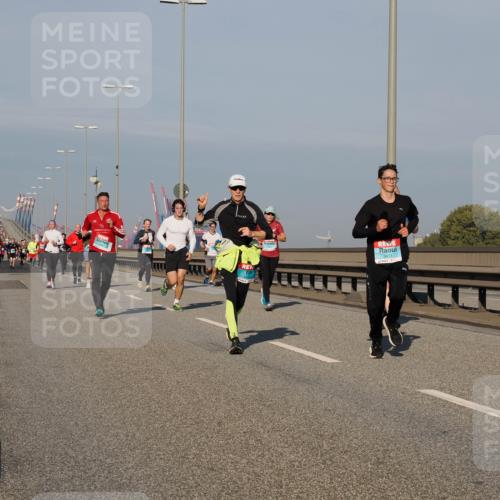 03.10.2025 - Köhlbrandbrückenlauf Fabian Wolf http://msf.ph/oto/9037122 03.10.2025 09:51:45 Position 3  meine-sportfotos.de