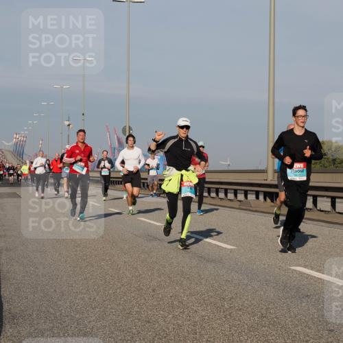 03.10.2025 - Köhlbrandbrückenlauf Fabian Wolf http://msf.ph/oto/9037133 03.10.2025 09:51:45 Position 3 3411 meine-sportfotos.de