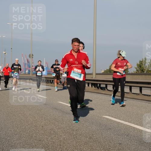 03.10.2025 - Köhlbrandbrückenlauf Fabian Wolf http://msf.ph/oto/9037198 03.10.2025 09:51:48 Position 3 1066 meine-sportfotos.de