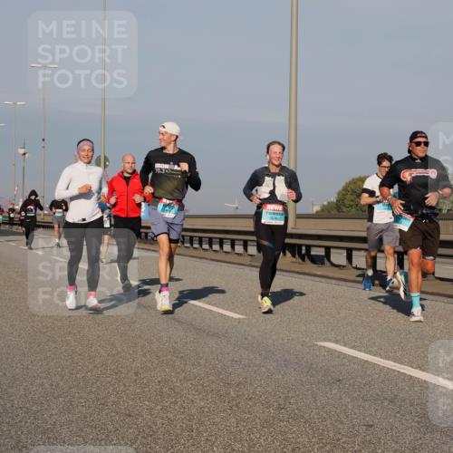03.10.2025 - Köhlbrandbrückenlauf Fabian Wolf http://msf.ph/oto/9037274 03.10.2025 09:51:53 Position 3 70, 3 meine-sportfotos.de