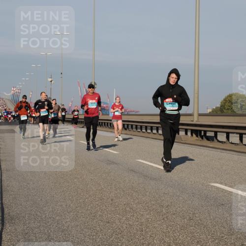 03.10.2025 - Köhlbrandbrückenlauf Fabian Wolf http://msf.ph/oto/9037497 03.10.2025 09:52:03 Position 3 1673 meine-sportfotos.de