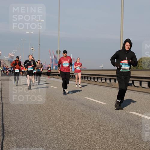 03.10.2025 - Köhlbrandbrückenlauf Fabian Wolf http://msf.ph/oto/9037516 03.10.2025 09:52:04 Position 3 1673 meine-sportfotos.de