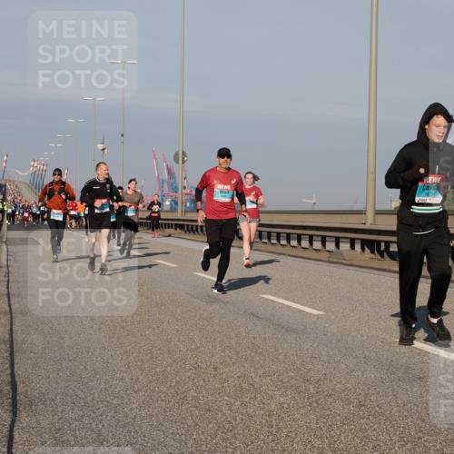 03.10.2025 - Köhlbrandbrückenlauf Fabian Wolf http://msf.ph/oto/9037528 03.10.2025 09:52:04 Position 3 1673 meine-sportfotos.de