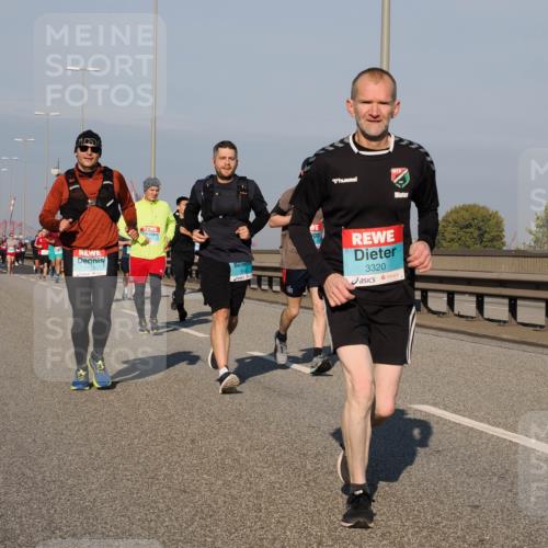 03.10.2025 - Köhlbrandbrückenlauf Fabian Wolf http://msf.ph/oto/9037653 03.10.2025 09:52:09 Position 3 1125, 168, 3320 meine-sportfotos.de