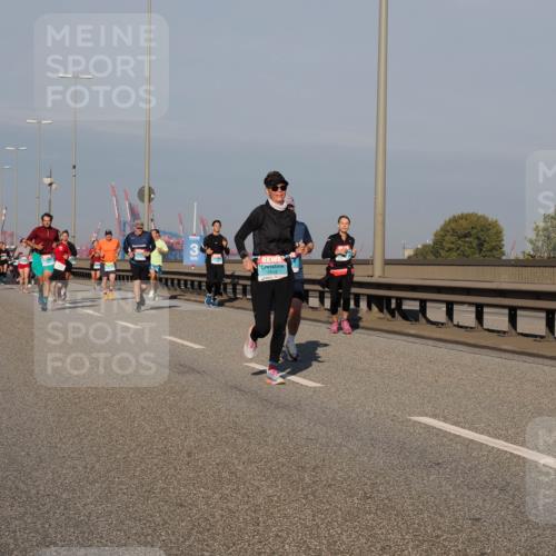 03.10.2025 - Köhlbrandbrückenlauf Fabian Wolf http://msf.ph/oto/9037752 03.10.2025 09:52:14 Position 3 3 meine-sportfotos.de