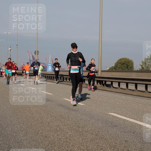 03.10.2025 - Köhlbrandbrückenlauf Fabian Wolf http://msf.ph/oto/9037754 03.10.2025 09:52:14 Position 3 3 meine-sportfotos.de