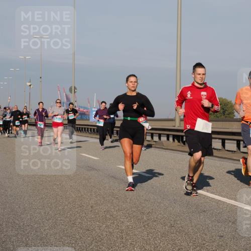 03.10.2025 - Köhlbrandbrückenlauf Fabian Wolf http://msf.ph/oto/9037899 03.10.2025 09:52:23 Position 3 0, 12, 2983 meine-sportfotos.de