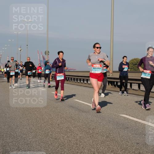 03.10.2025 - Köhlbrandbrückenlauf Fabian Wolf http://msf.ph/oto/9037981 03.10.2025 09:52:28 Position 3 2731, 2734 meine-sportfotos.de