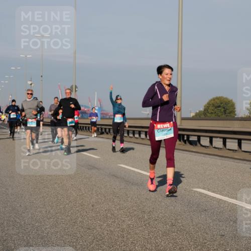 03.10.2025 - Köhlbrandbrückenlauf Fabian Wolf http://msf.ph/oto/9038031 03.10.2025 09:52:30 Position 3 3309, 1336 meine-sportfotos.de