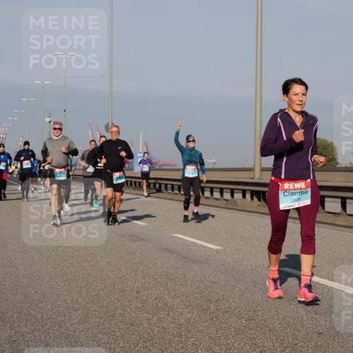03.10.2025 - Köhlbrandbrückenlauf Fabian Wolf http://msf.ph/oto/9038050 03.10.2025 09:52:30 Position 3 3309 meine-sportfotos.de