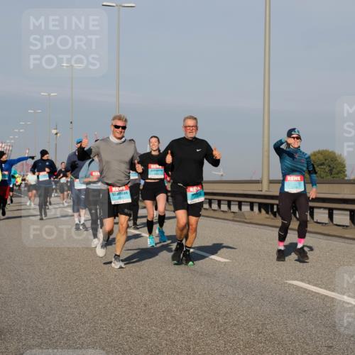 03.10.2025 - Köhlbrandbrückenlauf Fabian Wolf http://msf.ph/oto/9038096 03.10.2025 09:52:32 Position 3  meine-sportfotos.de