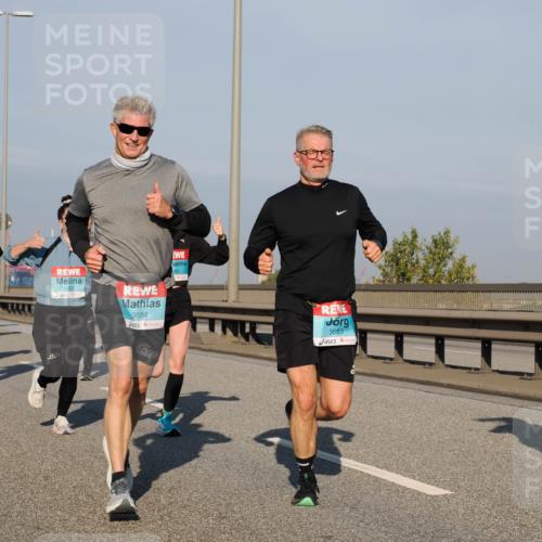 03.10.2025 - Köhlbrandbrückenlauf Fabian Wolf http://msf.ph/oto/9038132 03.10.2025 09:52:34 Position 3 3362, 3684, 361, 3683, 3778 meine-sportfotos.de