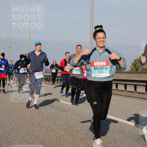 03.10.2025 - Köhlbrandbrückenlauf Fabian Wolf http://msf.ph/oto/9038161 03.10.2025 09:52:36 Position 3 1364, 1172, 3362, 3361 meine-sportfotos.de
