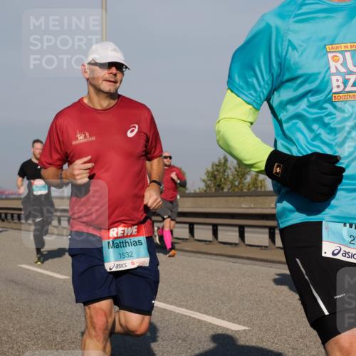 03.10.2025 - Köhlbrandbrückenlauf Fabian Wolf http://msf.ph/oto/9038403 03.10.2025 09:52:46 Position 3 1532, 2776 meine-sportfotos.de