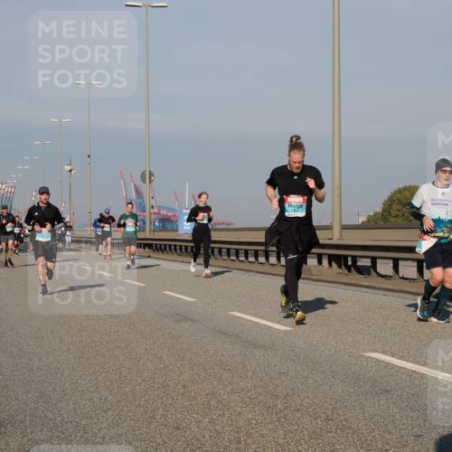 03.10.2025 - Köhlbrandbrückenlauf Fabian Wolf http://msf.ph/oto/9038414 03.10.2025 09:52:47 Position 3 2193 meine-sportfotos.de