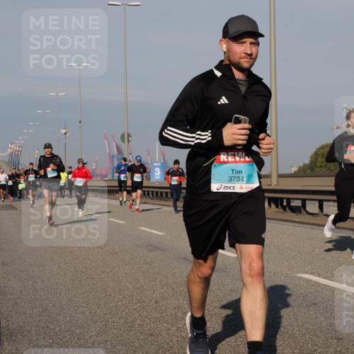 03.10.2025 - Köhlbrandbrückenlauf Fabian Wolf http://msf.ph/oto/9038508 03.10.2025 09:52:52 Position 3 3, 3734 meine-sportfotos.de