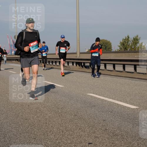 03.10.2025 - Köhlbrandbrückenlauf Fabian Wolf http://msf.ph/oto/9038588 03.10.2025 09:52:56 Position 3 1489 meine-sportfotos.de